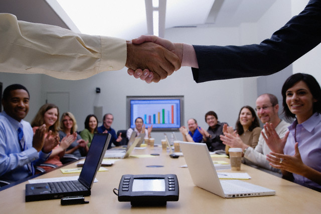 Services d’externalisation : développez la croissance de votre entreprise avec sérénité