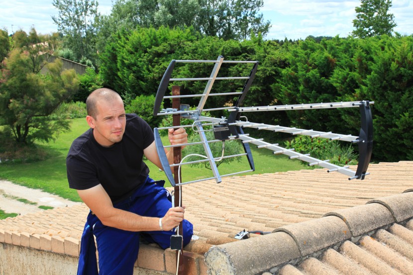 Installation d’antenne tv : Faites appel à un technicien professionnel